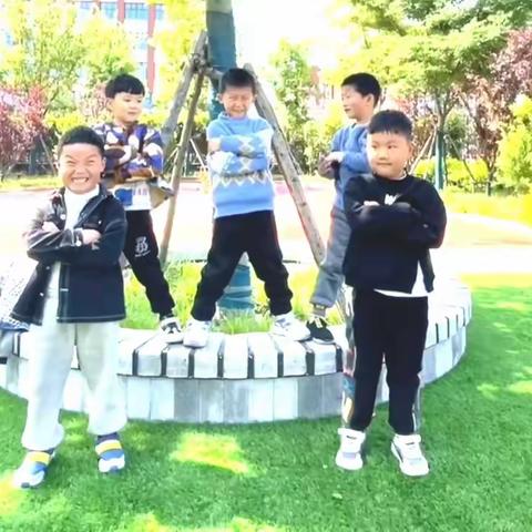 南阳第十一全幼儿园大三班的“爱上幼儿园，快乐每一天”精彩分享