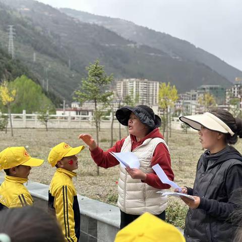 缅怀先烈，重走长征路，“语”君共赏文