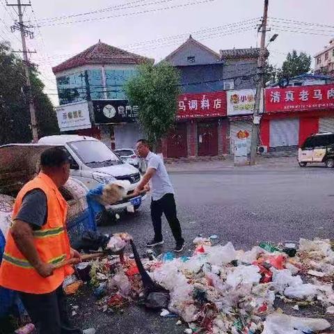 炎炎夏日送清凉，丝丝关爱沁人心