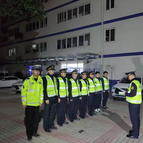 加强夜间督导检查、规范渣土清运秩序