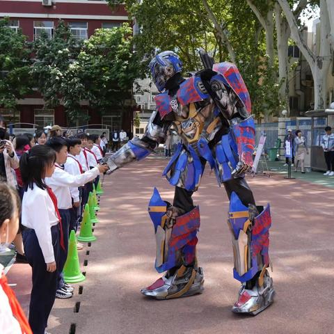 科技创造 超越梦想——翠华路小学长大校区科普进校园活动