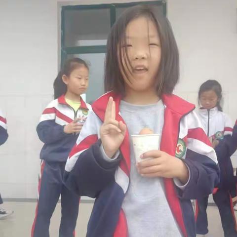 麻若楠课外阅读《一起长大的玩具》