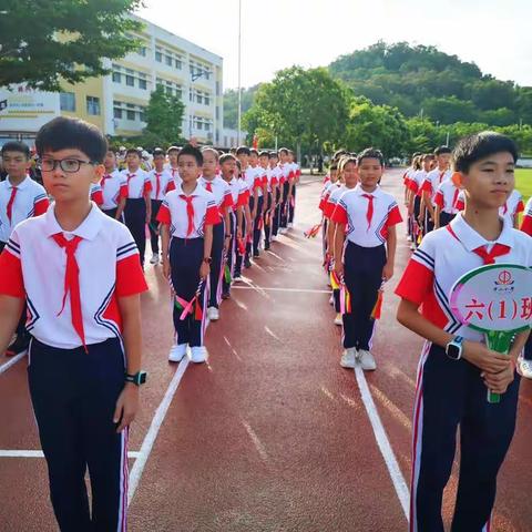 落实双减     带爱进家        ——记六一班家访（副本）