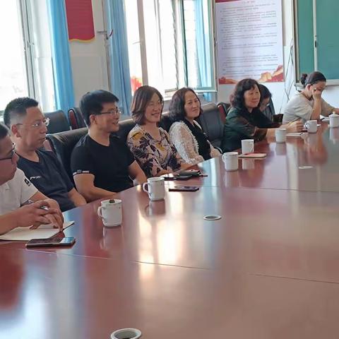 力行实干下校视导     奋楫扬帆飞舟破浪——龙城区教师进修学校中教部开展“订单式”视导活动