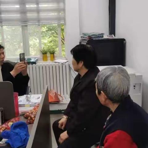 【曲江街办春临社区】老龄复审工作圆满完成