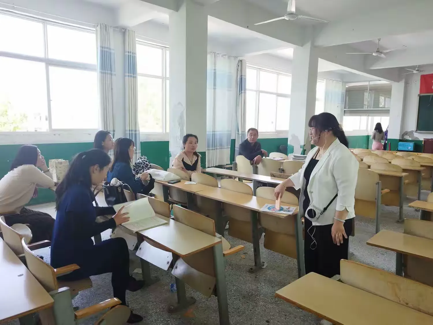 简篇-教学相长 快乐课堂——沙集乡初级中学优秀教师观摩课活动