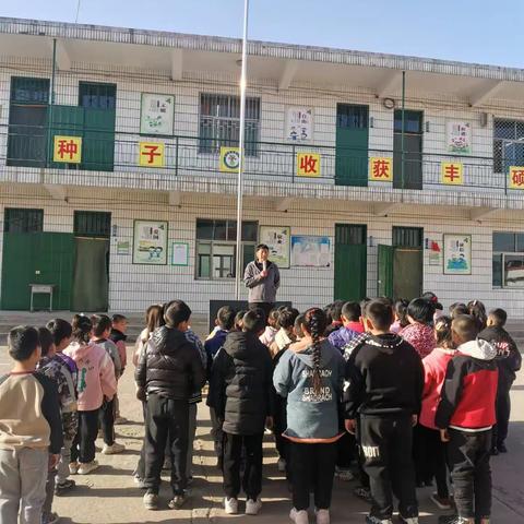 劳动淬炼成长，汗水创造幸福