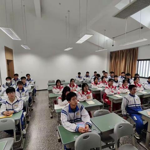 “礼仪职业中学双语课堂”