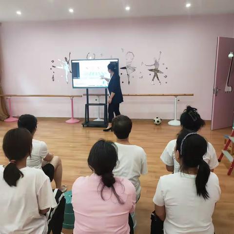 繁荣幼儿园传染病专题培训（疱疹性咽峡炎）