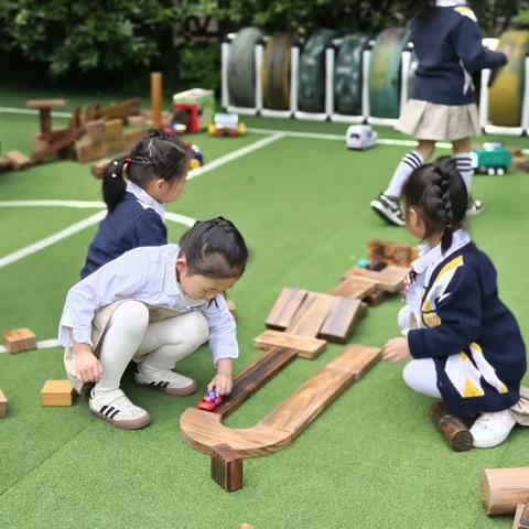 车车总动员——哈灵教育·花园幼儿园B1班课程故事