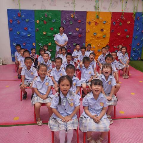 【小天使幼儿园】毕业照