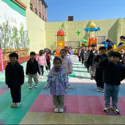 关爱学生幸福成长【启翔幼儿园】—晨间运动