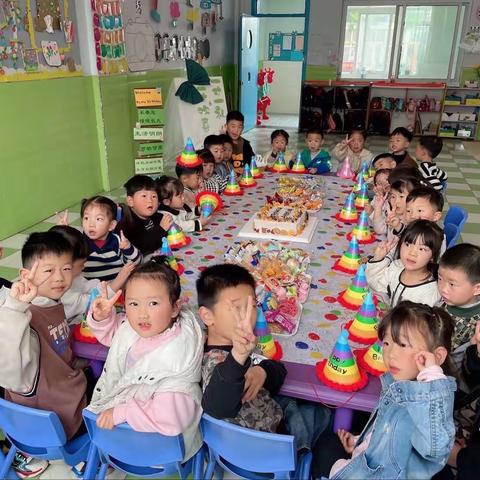 太山镇贝斯特幼儿园集体生日会