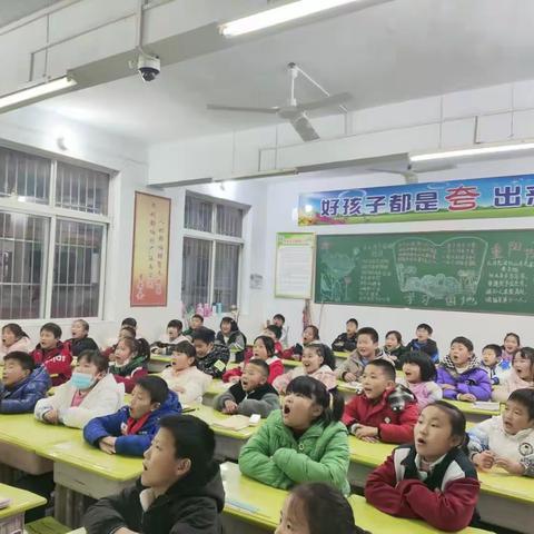 【内乡县第二小学】魅力家长进课堂，多彩课程齐绽放