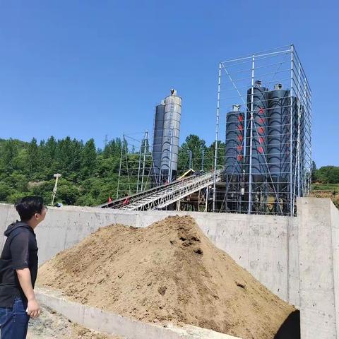 十堰基地 -房县片区  锚定目标        多点发力