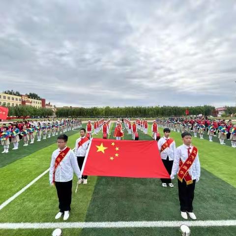 感受乘风追逐的快乐  拥抱运动美丽的风景——记承办百尺中心小学趣味运动会