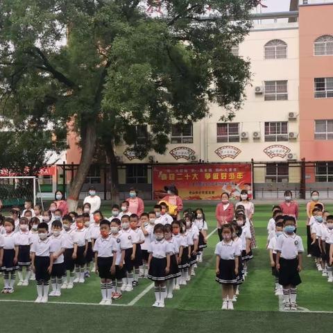 参观小学初体验   幼小衔接促成长——甘洛乡中心幼儿园幼小衔接活动之走进小学