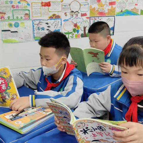 书香满园 阅读悦美 ﻿                        ﻿眉县实验小学三二班读书活动