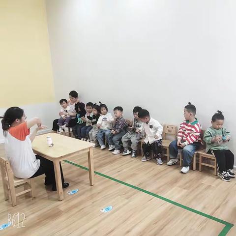 红黄蓝成长中心月亮班2023.5. 12入园成长❤️