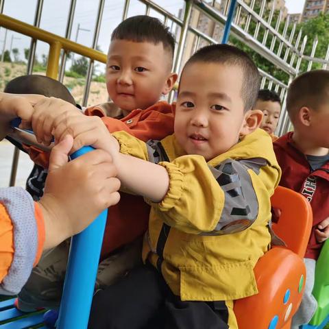 木子幼儿园小二班 朱文轩一学期美