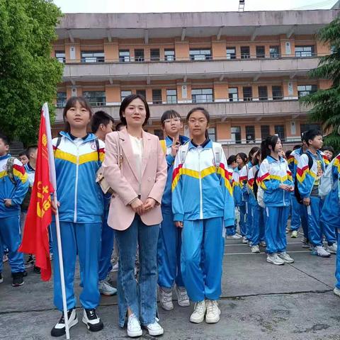 铜仁一中初级中学七年级（15）班“拥抱魅力净峰，放飞青春梦想”亚木沟—寨沙—双龙山庄研学之旅