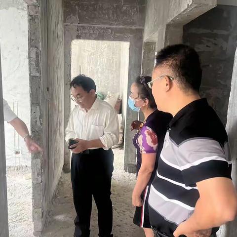 海南省住建厅一级巡视员陈孝京调研坡博坡巷棚改回迁商品房信访情况