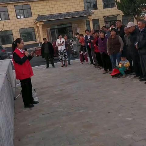 颍上农商银行开展存款保险银校活动