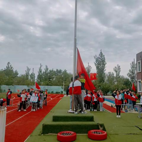 【享受运动快乐，绽放生命光彩】糜镇侯王小学春季运动会