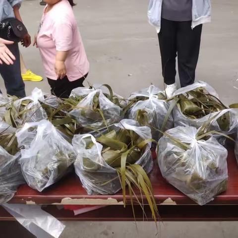 “粽叶飘香迎端午，幸福和谐邻里情”—婴城物业乐居花园小区端午主题活动！