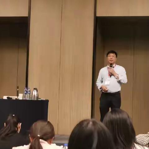 5月9日上午白俊庭老师《班主任智慧管理课程研发实践》——河北省2022年骨干教师培训（小学数学）