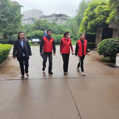 敲门行动持续推进   全力筑牢安全防线‖唐延社区持续开展入户消防检查工作