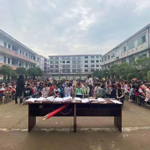 不负少年时，凌云志在心——风石堰镇中心小学期中总结大会暨小六考试动员大会