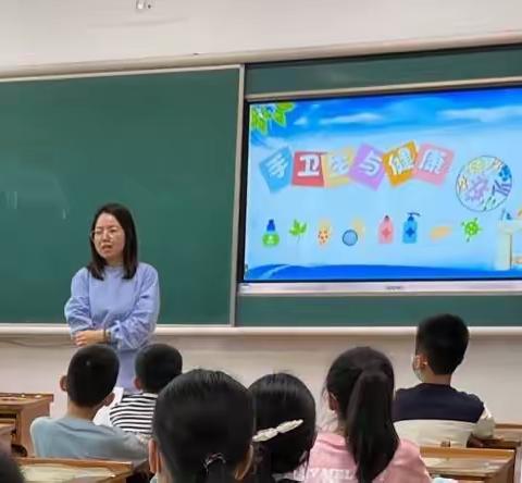 【天音附属华夏未来艺术小学】家校共育，携手成长——天音附小“家长进课堂”家校共育活动