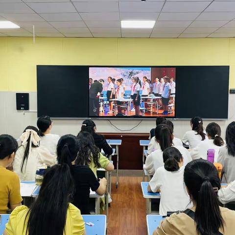 “雨”你同行  “研”续成长——记郾城区第二实验小学语文教研活动