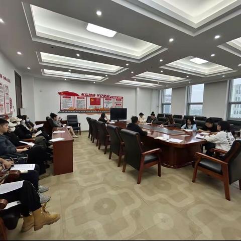 扎兰屯市召开创建全区民族团结进步示范市讲解员专题培训会