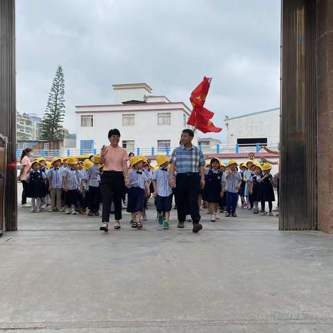 幼小衔接，我们在行动——2023年金苹果五幼到市三小参观活动