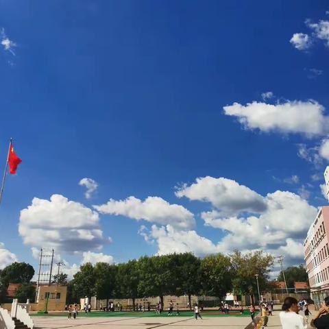 “画中有戏，美中有艺”——滨城区三河湖实验小学美术组