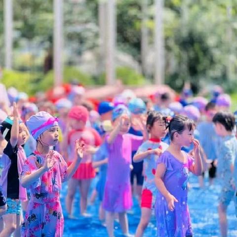 郑州高新区松林小鹿幼儿园🏠—— “戏水狂欢、傣住童年”主题活动邀请函🌷