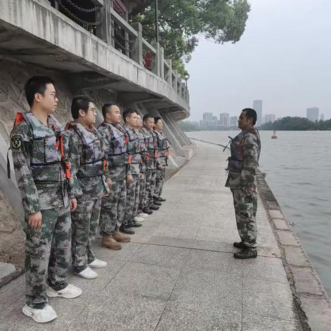 城中街道民兵应急分队开展防汛演练