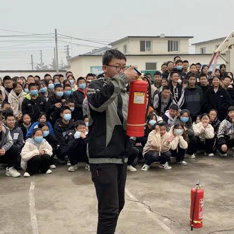 安全应急疏散演练，筑牢师生安全防线——2023年12月原康镇第一中学应急疏散演练活动