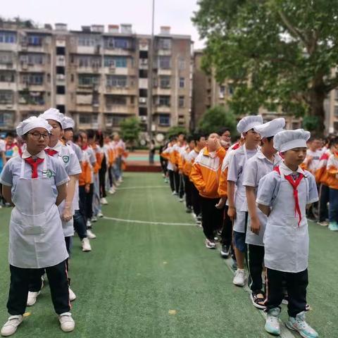 烹出快乐人生，调出美味生活——上饶市第一小学六（5）班“劳动＋烹饪”主题实践活动