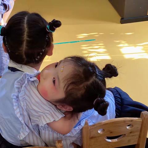 “经典育童心  花开新时代”——嘉年华七彩幼儿园中二班儿童节美篇