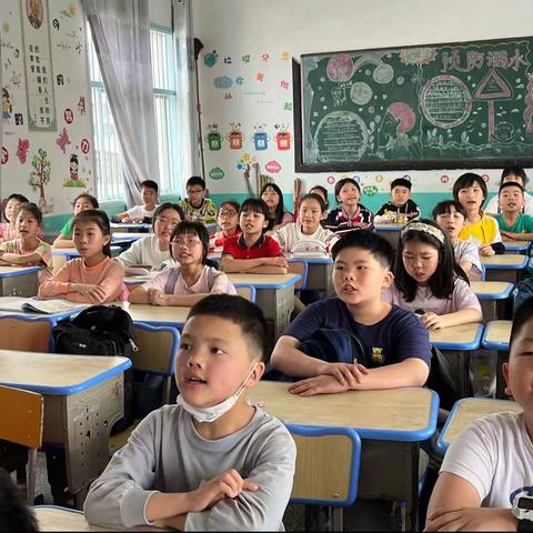 “播”动心弦，“音”你精彩——宁远一小播音主持社团