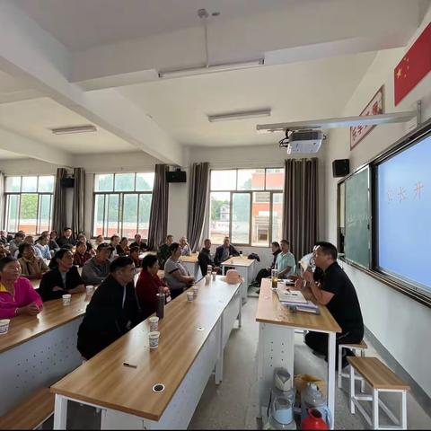 家校携手 共育英才—— 芗溪中学开展2023年家长开放日活动
