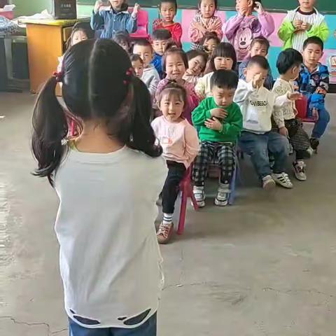 侯冀幼儿园庆祝母亲节系列活动