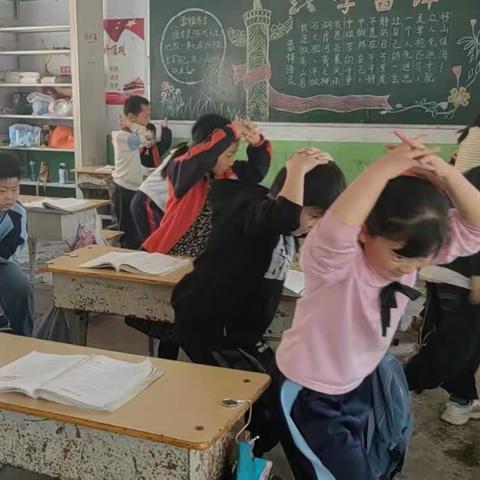 消防演练🧯，护“生”安全🔥——军张小学5·12消防演练