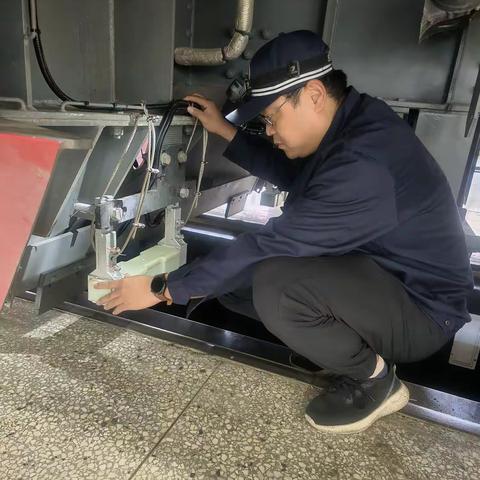 车载设备车间十月第1周“行车卫士”之星 ——刘雷