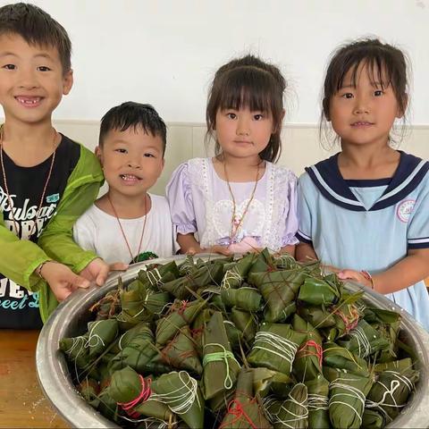 浓香端午 粽叶飘香--石莲子镇中心幼儿园大二班端午节活动