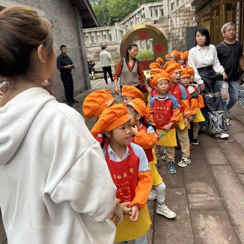 百年世家幼儿园研学活动——传承非遗文化争做时代新人