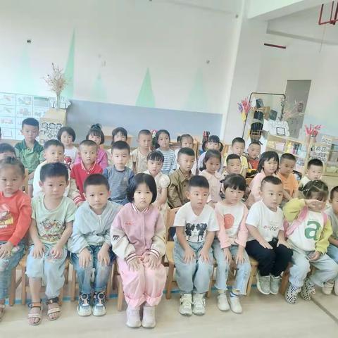 郑场镇第二幼儿园中（1）班9月幼小衔接梳理总结